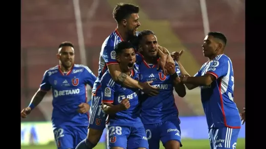 5 Squads That Shaped Contemporary Football Strategies in Chile